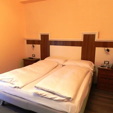 Saligari Hotel