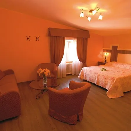 Saligari Hotel 3*